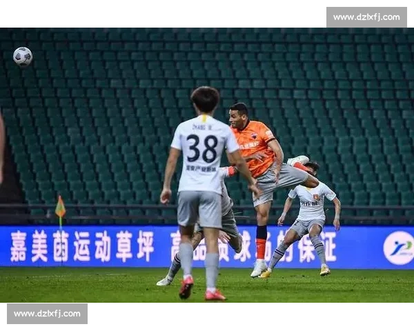 年轻双子星闪耀！海港客场 3-1 河南，李新翔首球 + 莱昂纳多传射建功